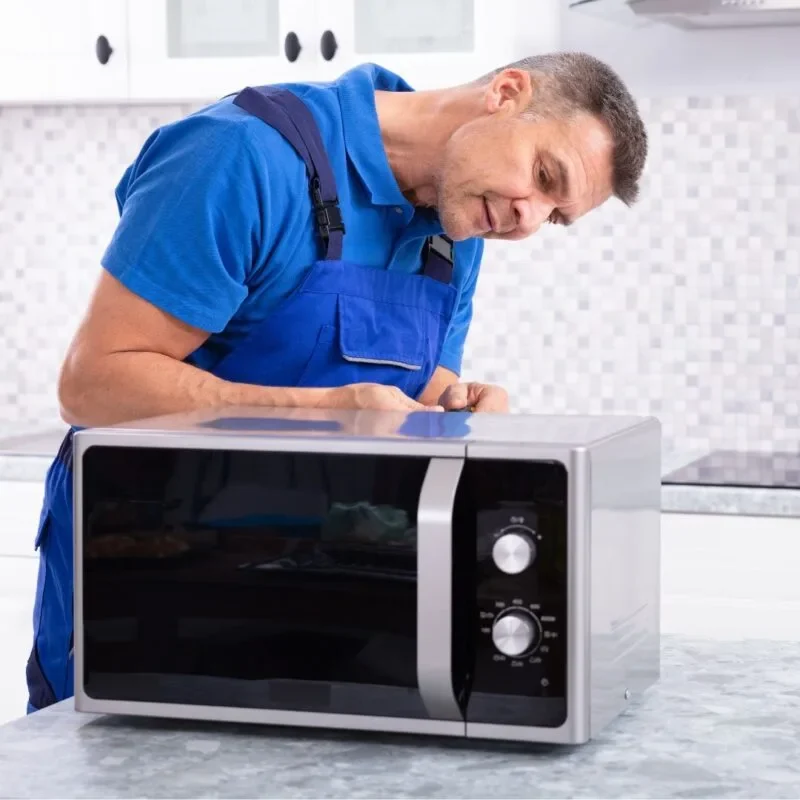 Microwave repair services in South Florida